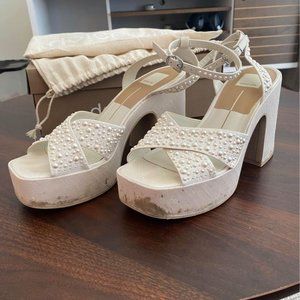 Dolce Vita Wessi Pearl Heels In Vanilla Size 9